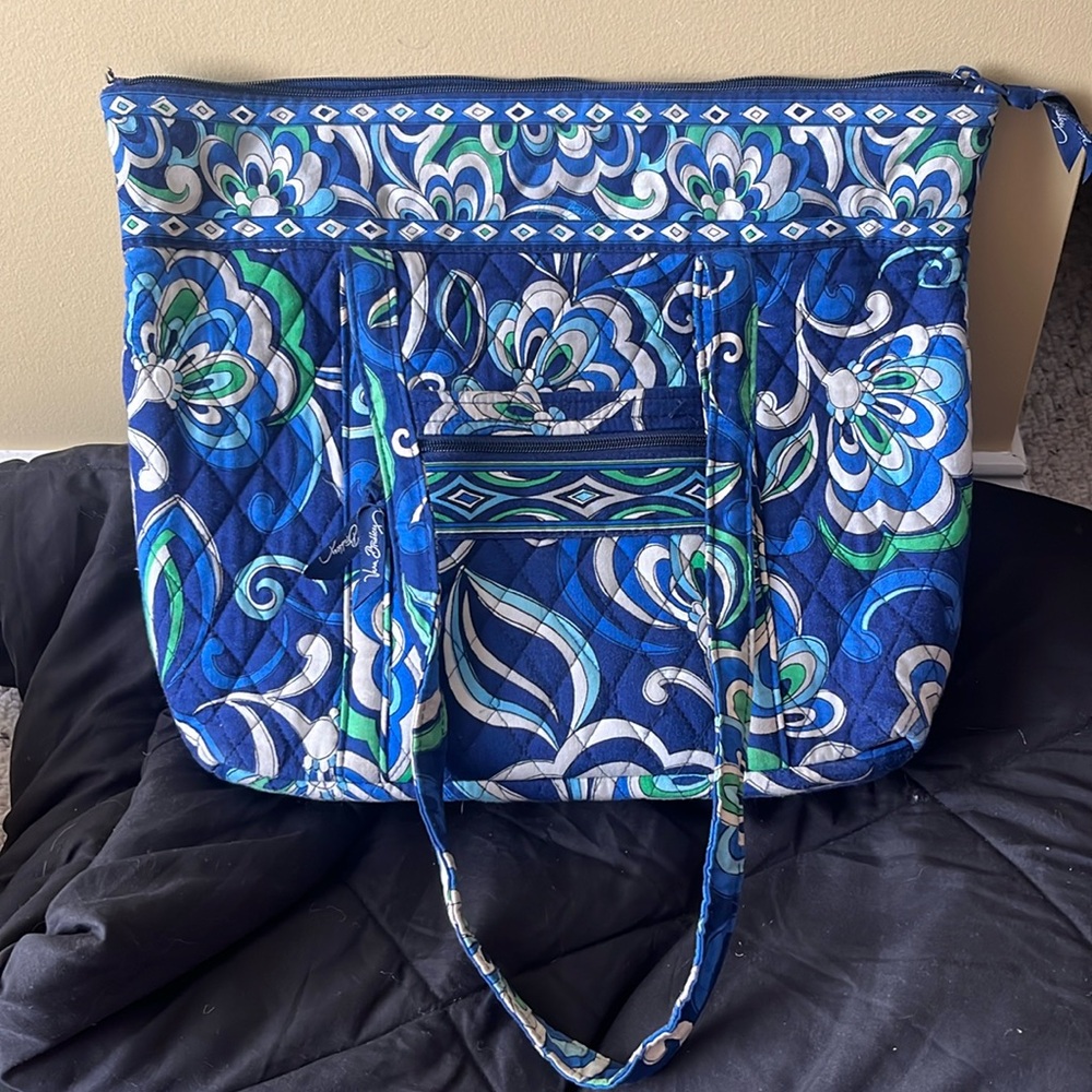 Vera Bradley MEDITERRANEAN BLUE VERA Tote BAG RETIRED PATTERN FALL 2008